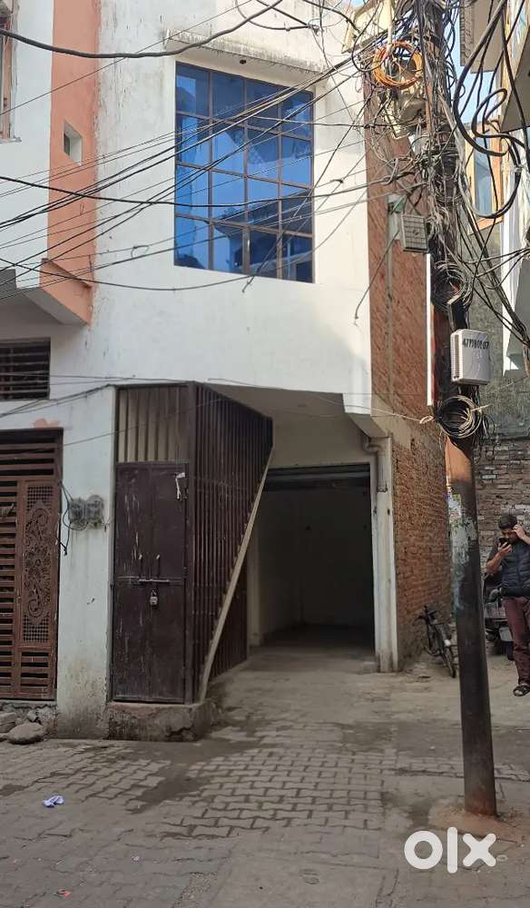 Near glamour boutique