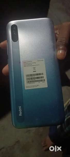 Mi 9a spot...2gb 32 ram..