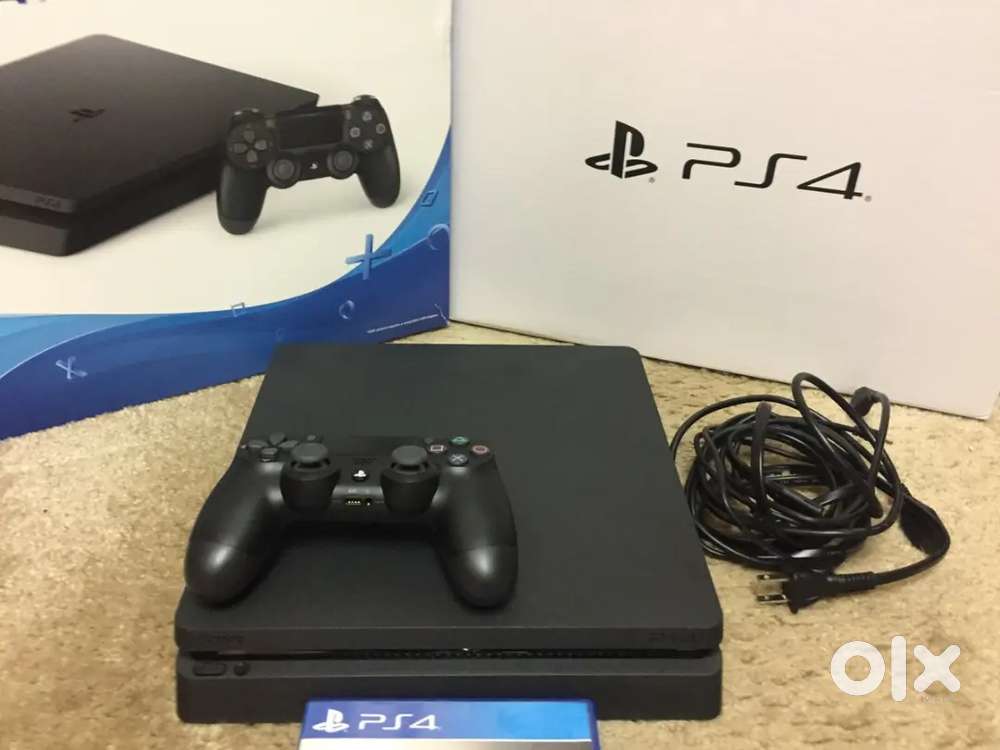 PS4 SLIM 500GB MINT CONDITION WITH BILL AND WARRANTY