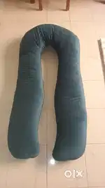 Pregnancy pillow and feeding pillow
