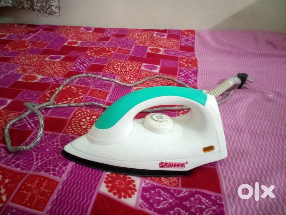 Clothes press