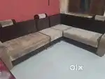 Raksin Sofa set and table