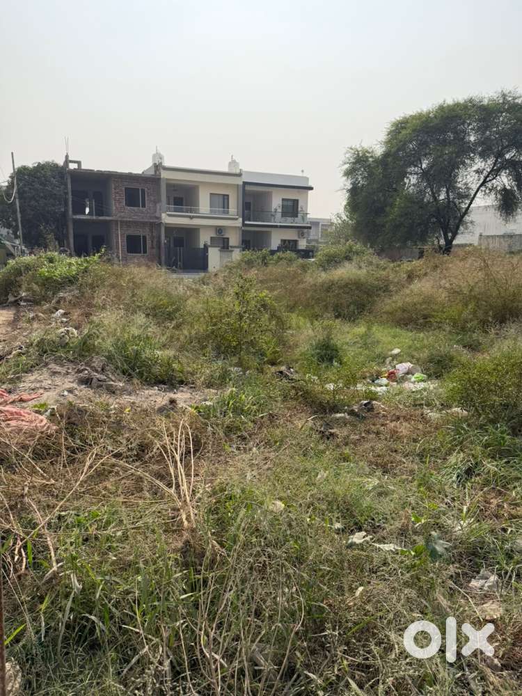 Showroom for sale near mithapur chownk