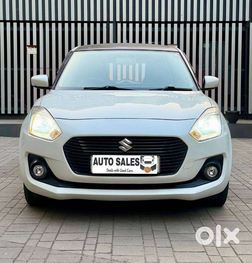 Maruti Suzuki Swift VXi + Manual, 2019, Petrol