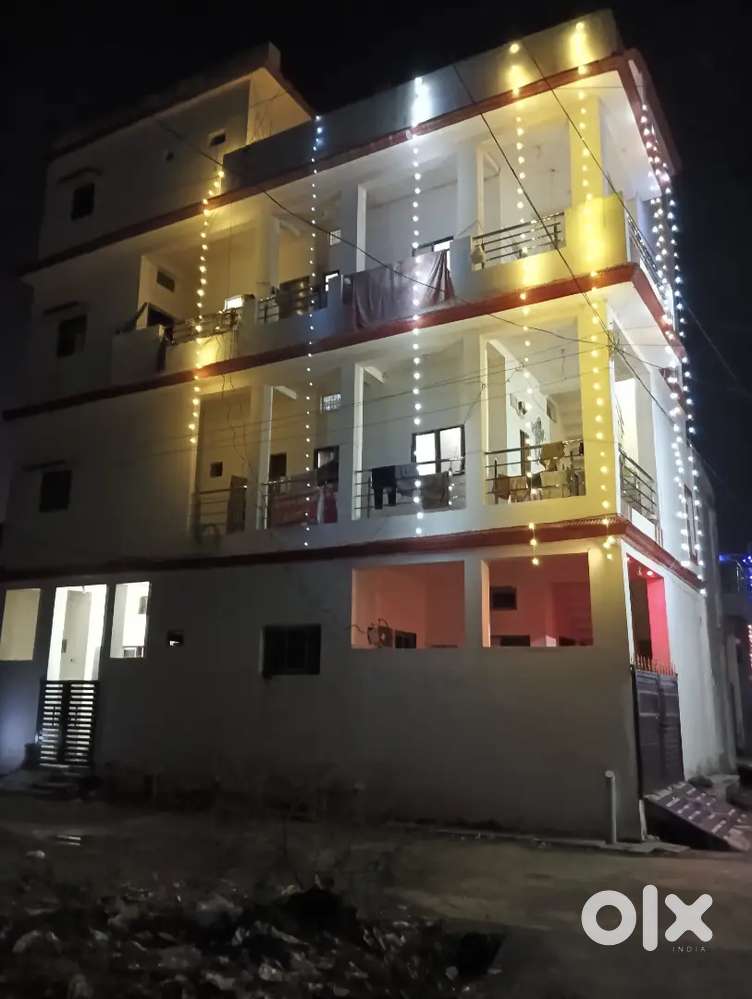 single room with kitchen platform, global road