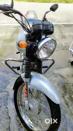 Kawasaki bajaj croma
