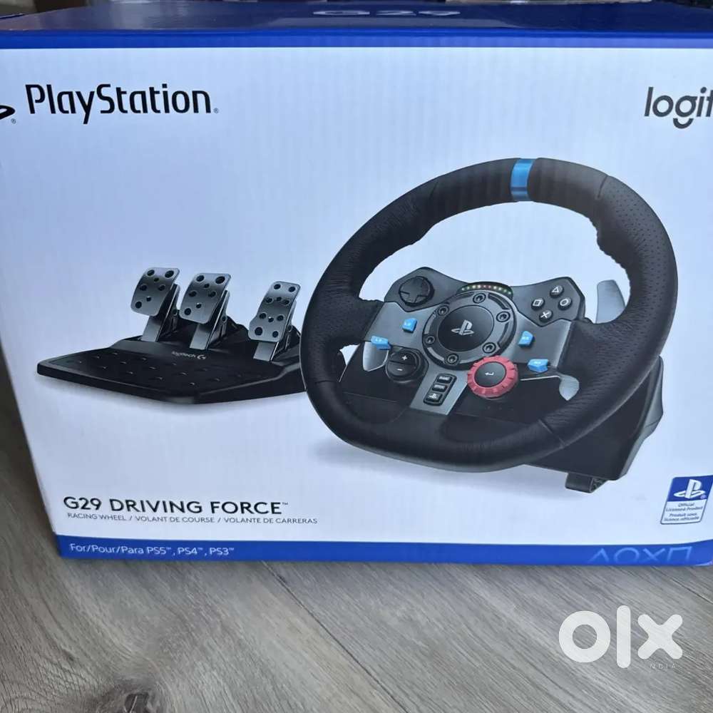 Logitech G29 Driving Force Racing Wheel w/ Floor Pedals PS5 PS4 PC