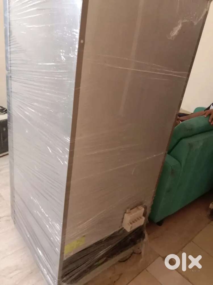 Single door long fridge for sale 238 ltr