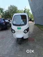 Kinetic Safar Smart