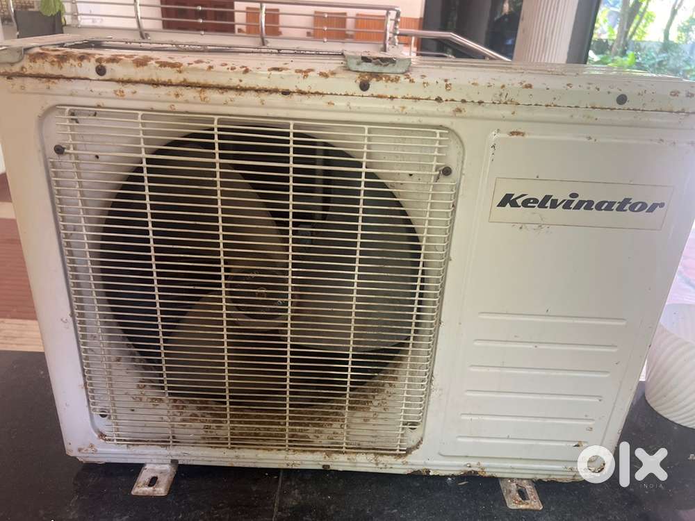 Used kelvinator 1.5 ton AC