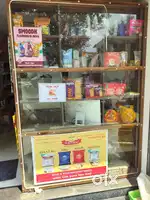 Display racke wooden and glass