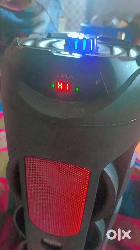 एलइडी स्पीकर