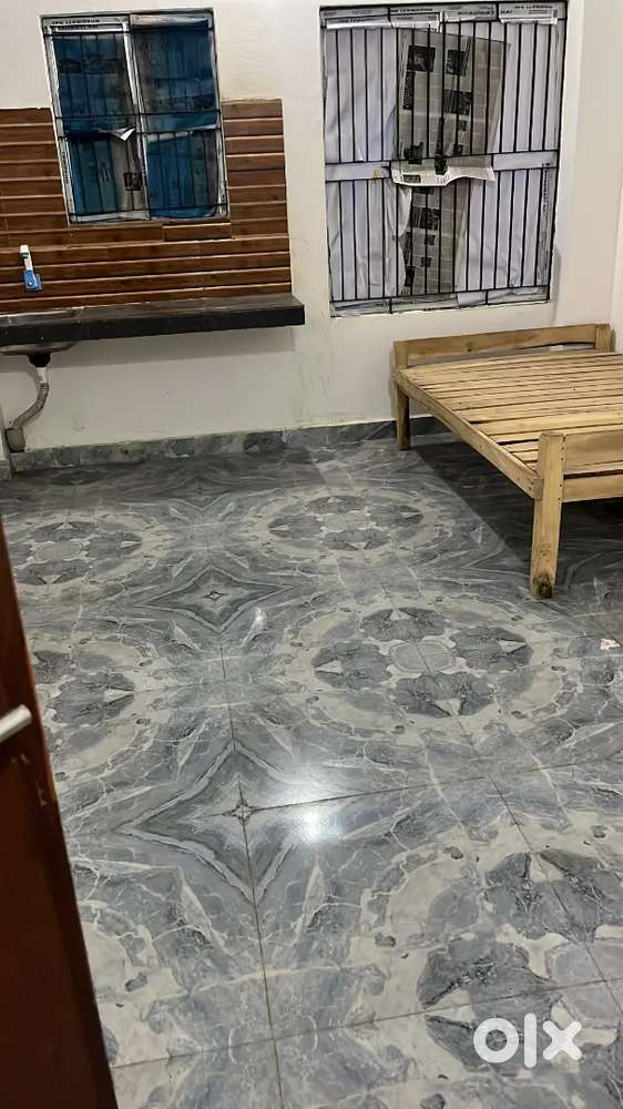Single Room rent for batchelor
