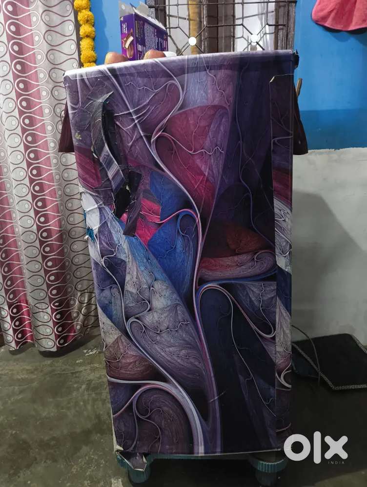 LG Refrigerator 180L