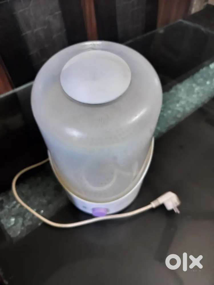 Baby bottle sterilizer