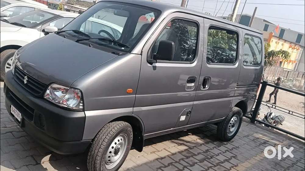Lease pr deni h maruti eeco car kisi ko leni ho to bytana