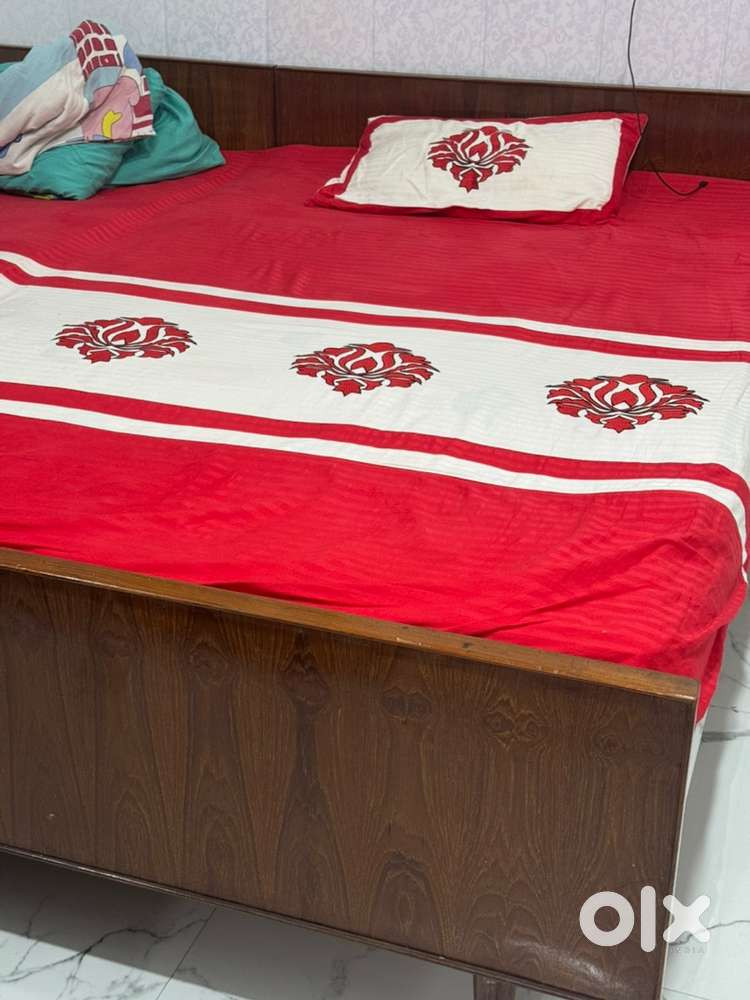 Pure sheesham  bed (4 feet wide, 6.5 ft length)