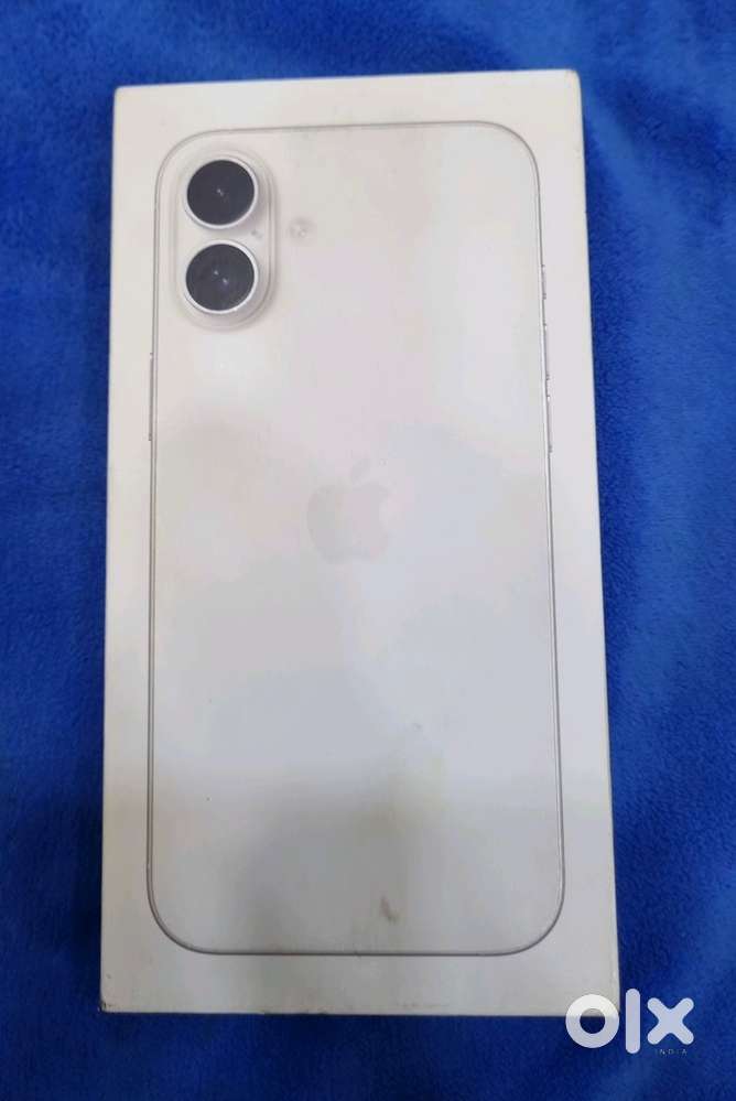 iphone 16 white & black (Box packed)