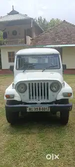 Mahindra Marshal 1994
