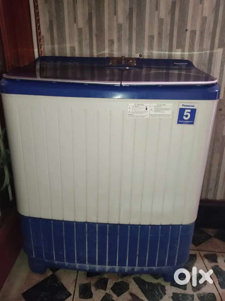 Semi automatic washing machine