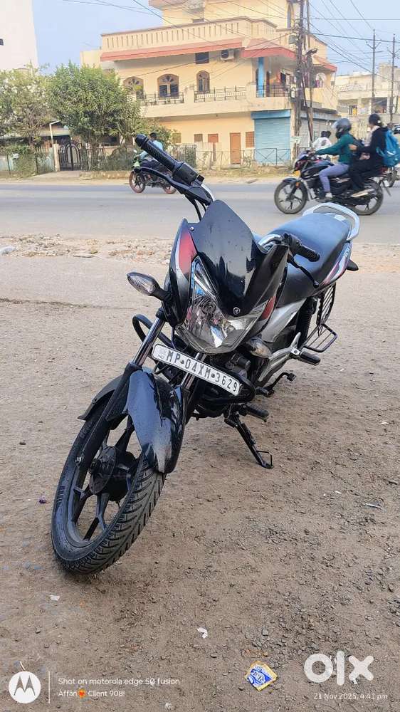 Bajaj discover 100T ( In fully good condition)