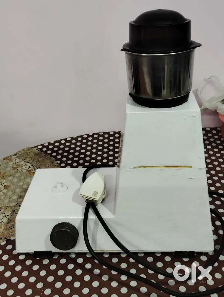 Working mixer grinder with 1 jar
