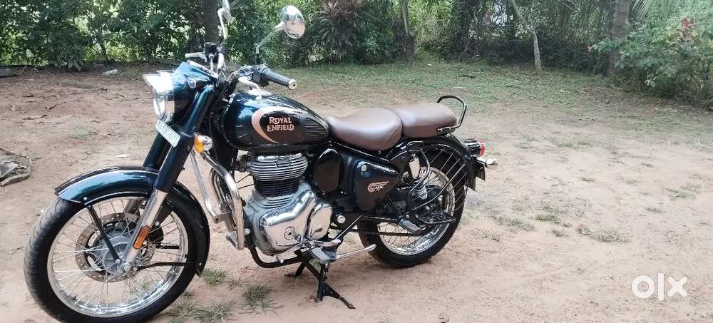 Selling bike  price 207000 negotiable