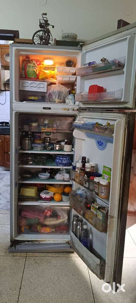 LG Fridge for SALE