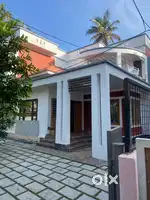 Fully furnished 2BHK Upper floor house with Balcony & kitchen.