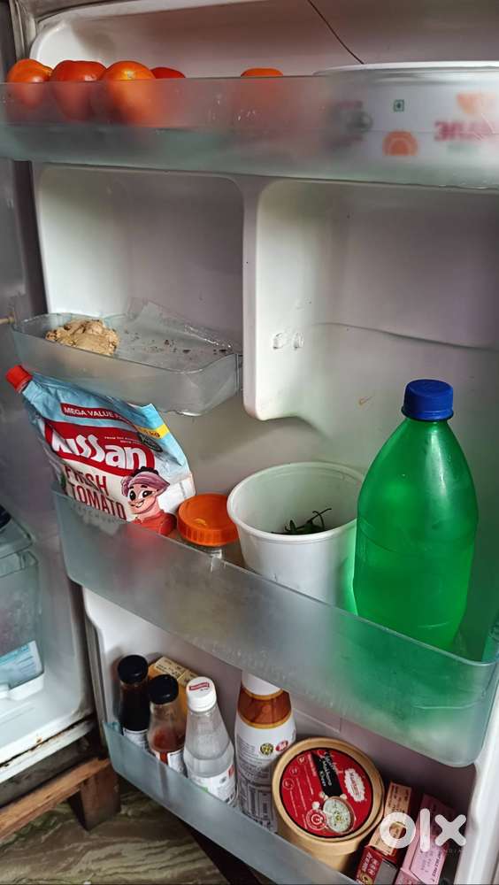 Samsung double door fridge.well maintained and good working condition.