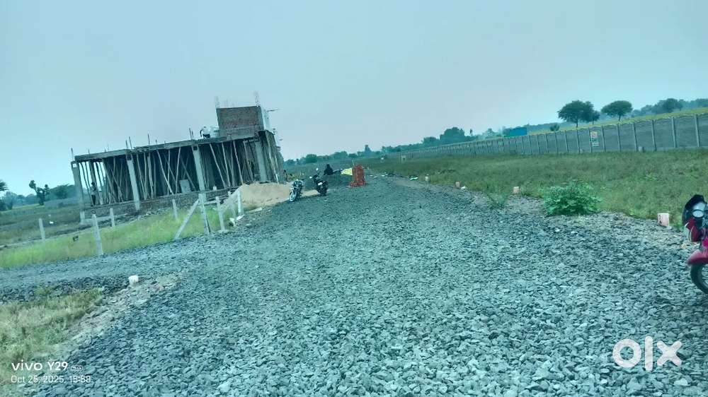 Location people's Mall Ke Piche land City World School ke pass