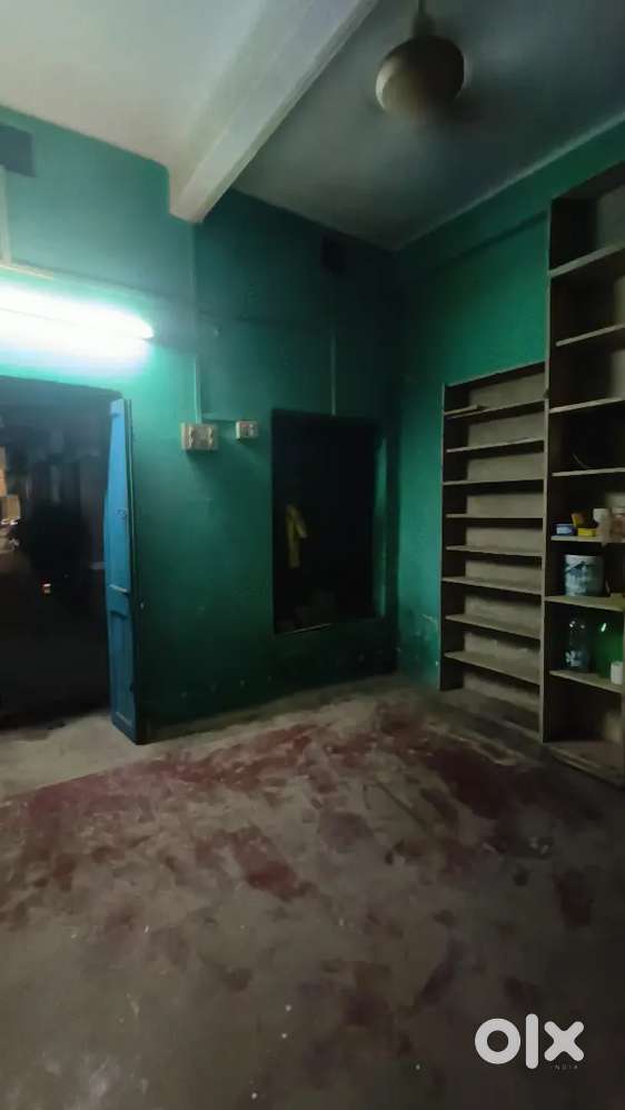 Cloud kitchen for rent in Lake view road