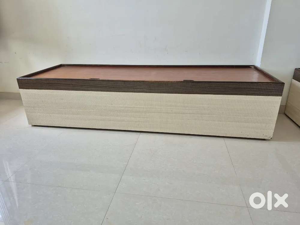 Wooden sofa 2 piece