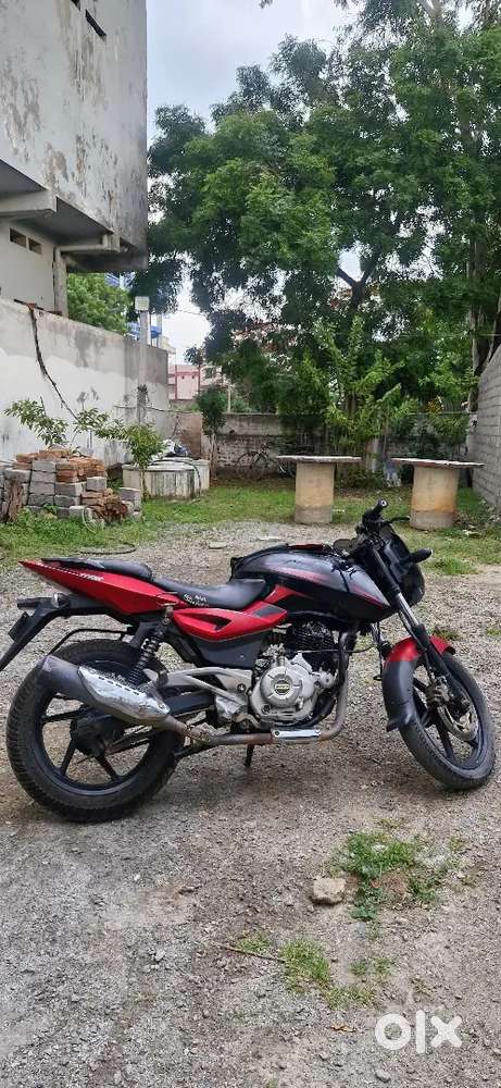 Pulsar 180 DTS-1 BSIII Good condition Bike