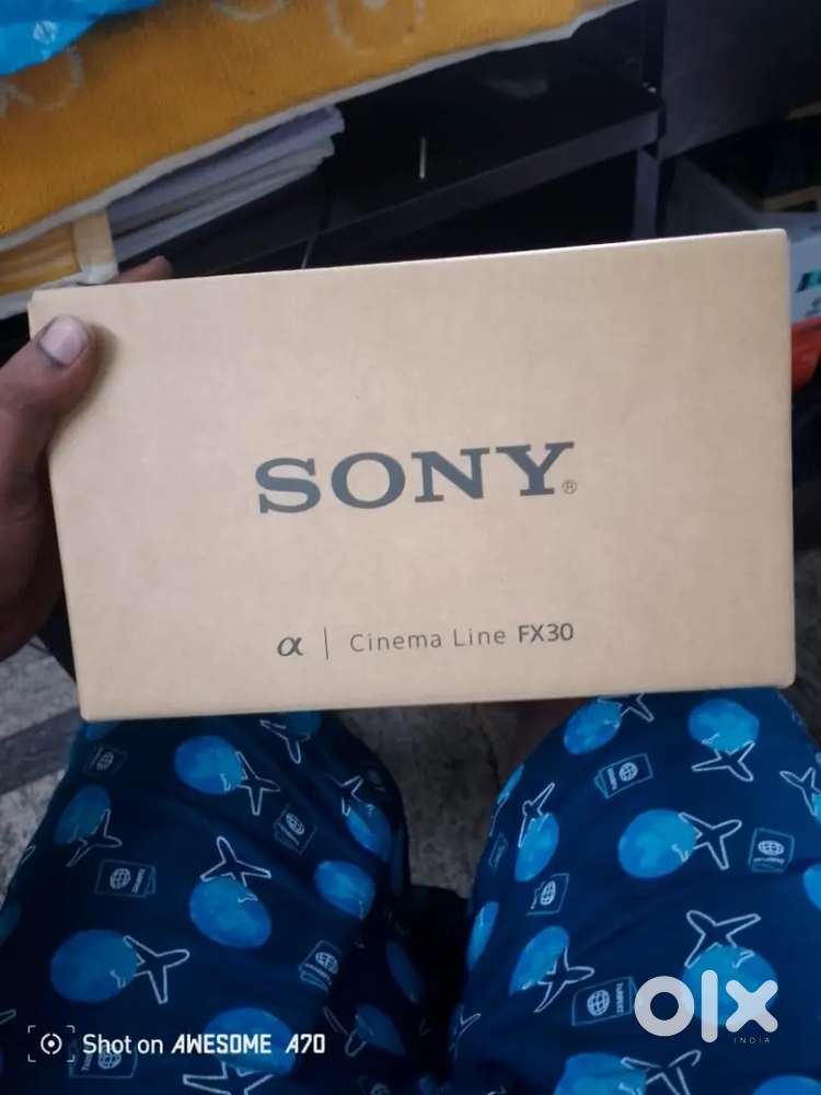 Sony Fx 30 new camera with 18-105 lens