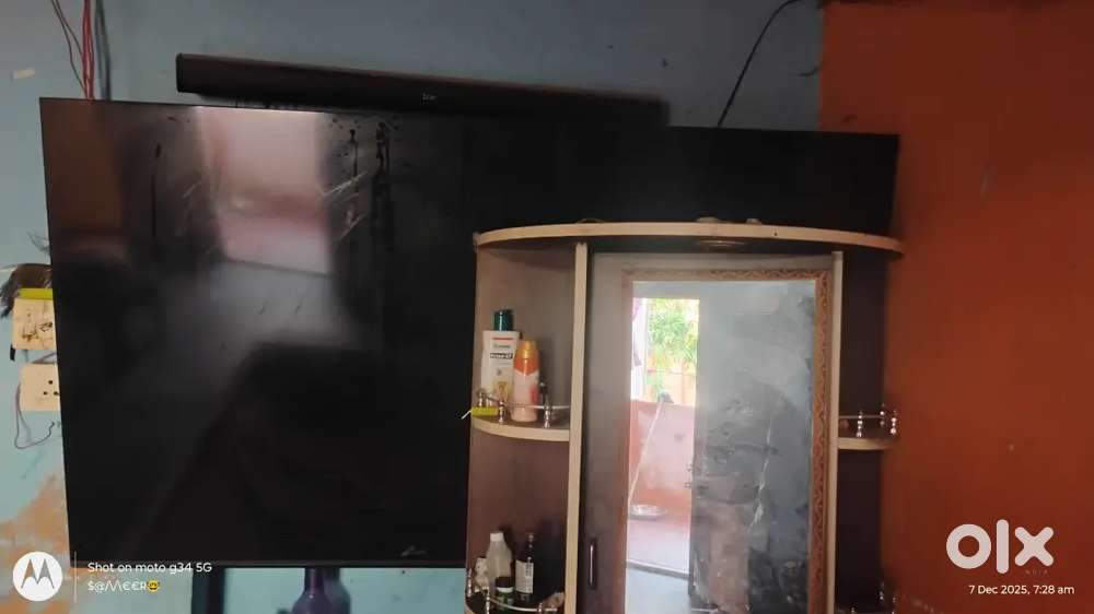 Money urgent so selling