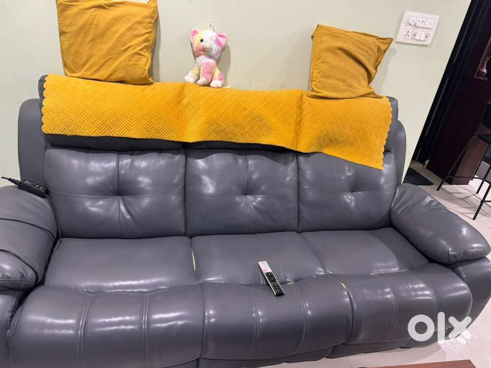 Sofa sofa Very Less Used Sofa neat Condition