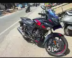 Bajaj pulsar 220