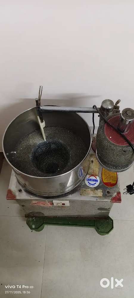 Traditional grinder