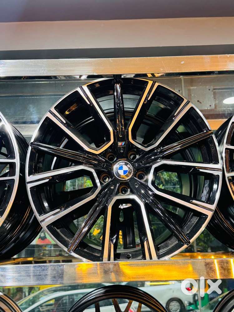 BMW ALLOY WHEELS 120 PCD (SETOF 4) BRAND NEW