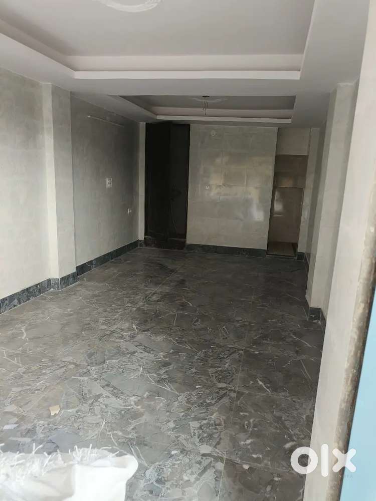 SHOP/OFFICE FOR SALE IN SHADIPUR NEAR METRO STATION