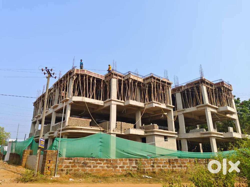 3BHK Flat for Sale with Quality Construction Home At Madanpur