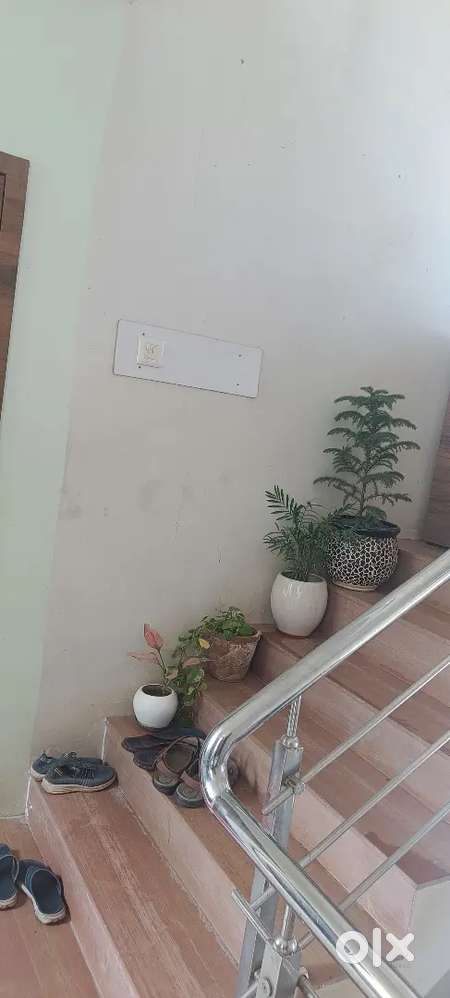 2bhk fully furnished flat,with ac,tv,fridge,washing machine,to system