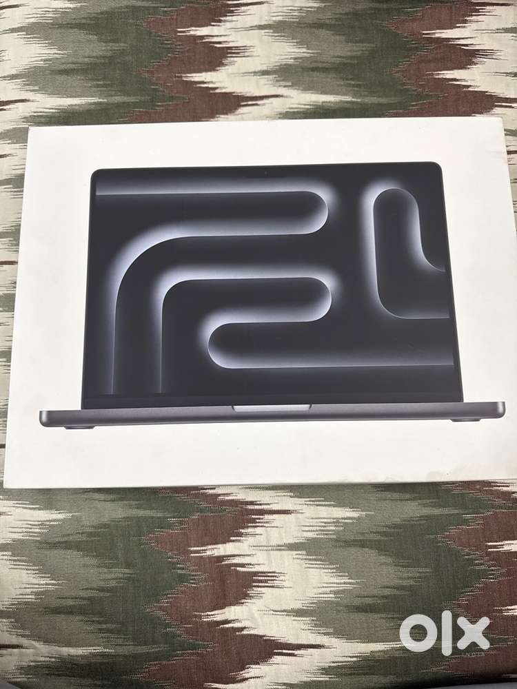 Macbook Pro (M4) 14 inch 2025 model 16/256