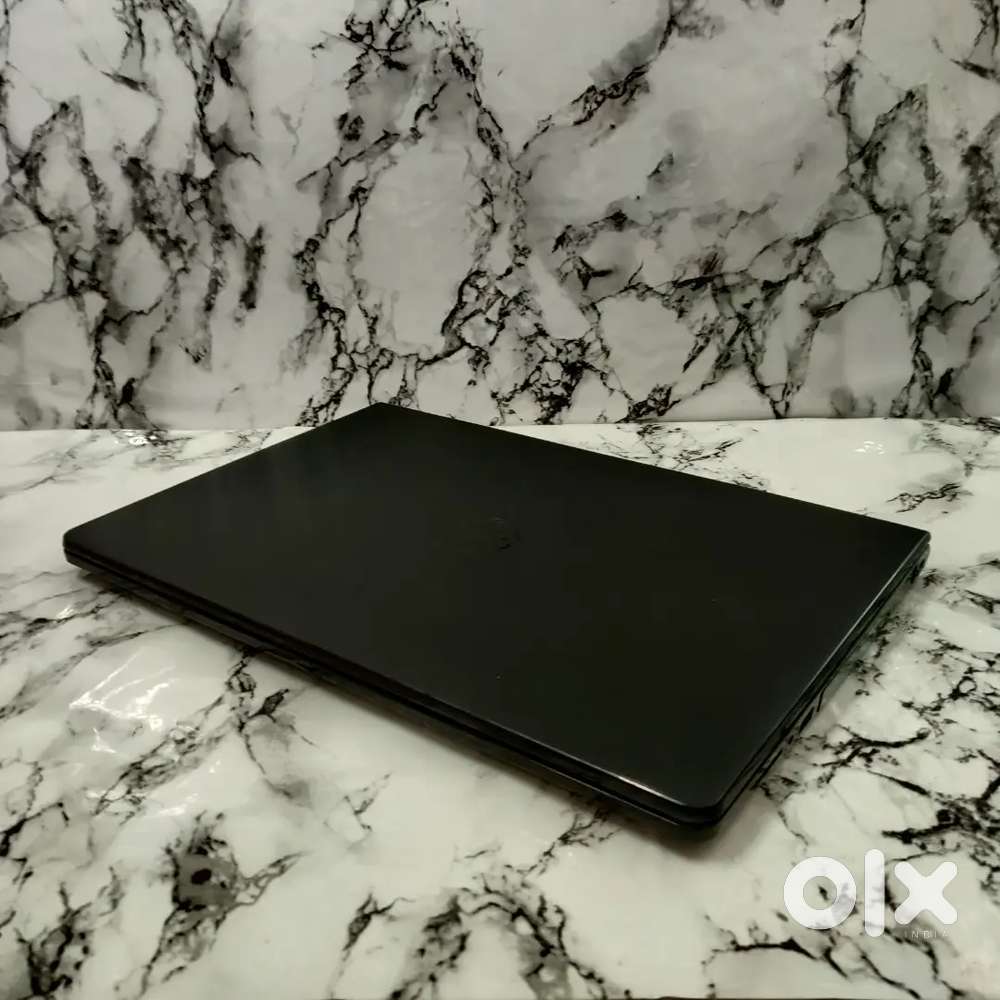 Dell laptop core i3 processor 12 GB RAM 256 GB SSD 2 TB HDDR (2000 GB)