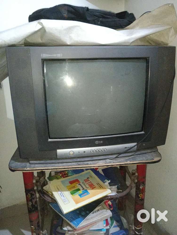 LG TV WITH GOOD SOUND AND SCREEN QUALITY