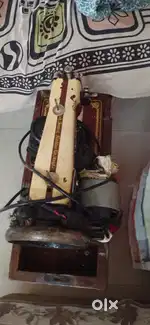 सिलाई मशीन विथ मोटर गुड कंडीशन