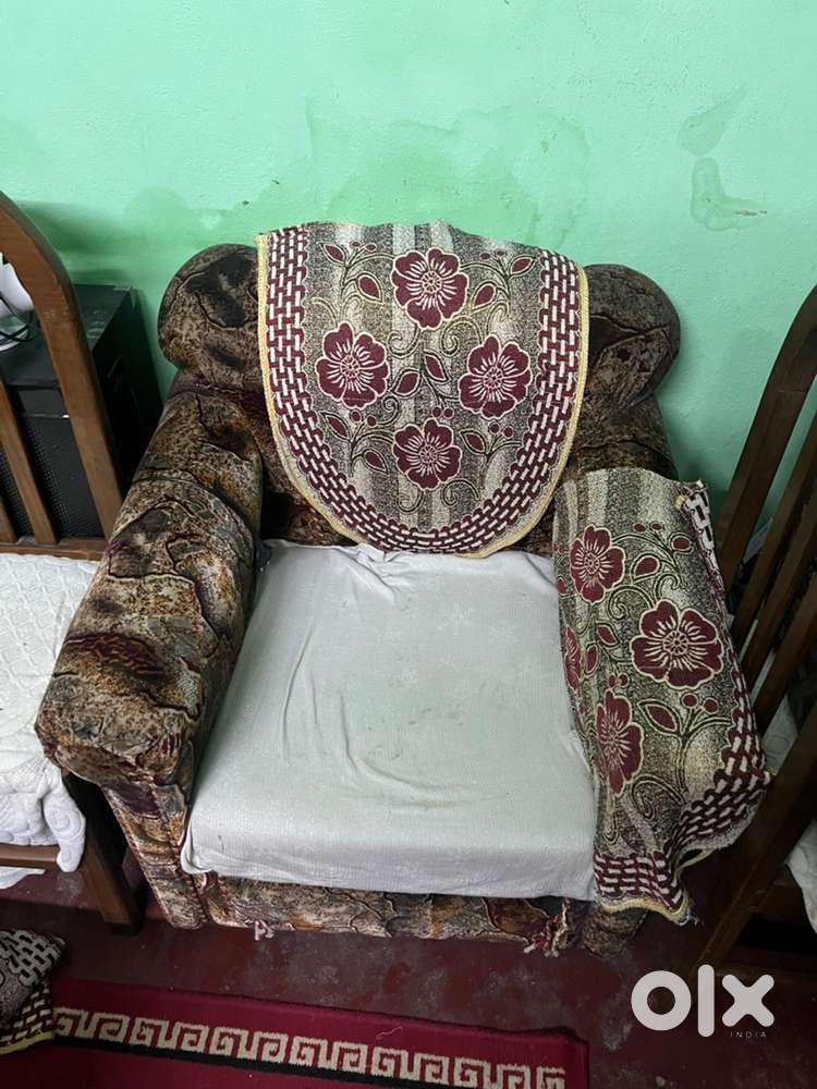 Sofa set 2 Single and one large