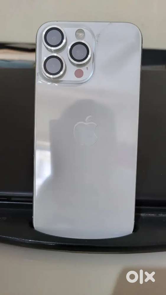 15 Pro Max 256GB USA Display Change