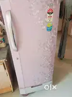 Refrigerator to sell